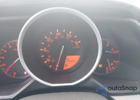 2010 Toyota 4Runner Sr5 V6 z USA, uszkodzony, nr VIN JTEBU5JR3A5009041